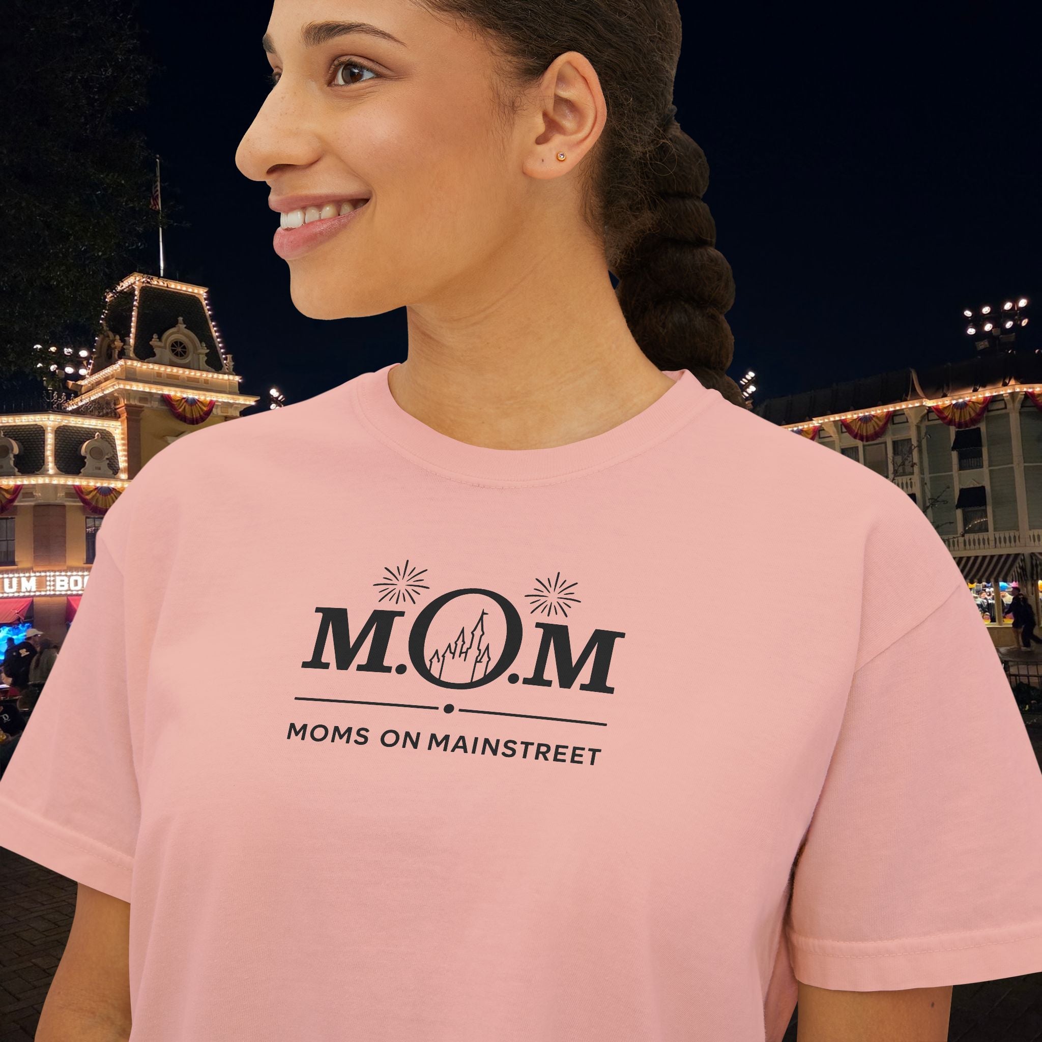 Moms on Mainstreet - Her favorite Boxy Tee
