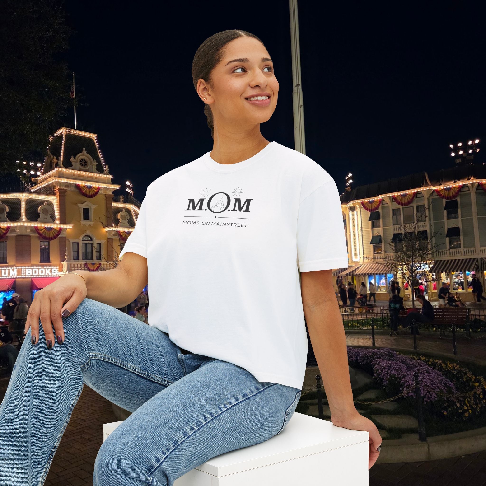 Moms on Mainstreet - Her favorite Boxy Tee