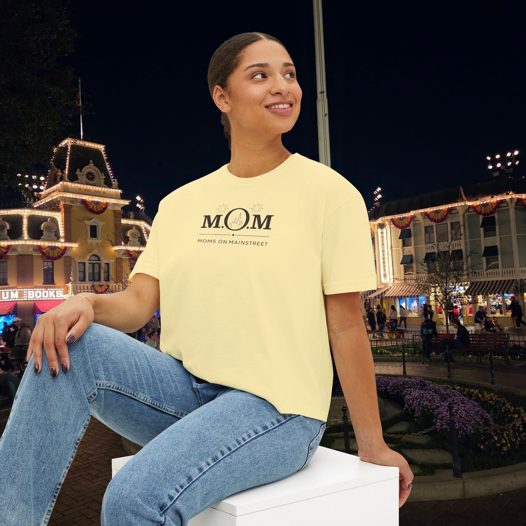 Moms on Mainstreet - Her favorite Boxy Tee
